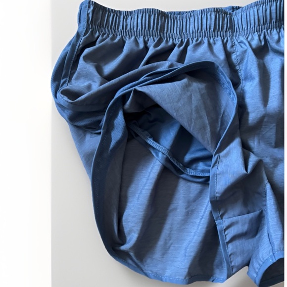 Women's Nike Tempo Dri-FIT Mid-Rise 3in. Plus Size Running Shorts Women’s Sz 2XL - Picture 6 of 7